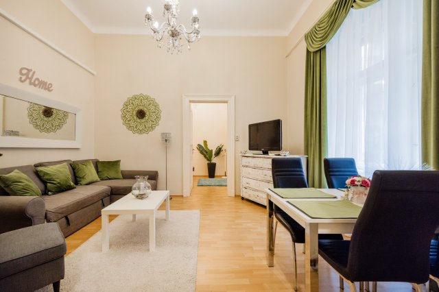 Eladó téglalakás, Budapesten, VI. kerületben 0.29 M Ft, 2 szobás