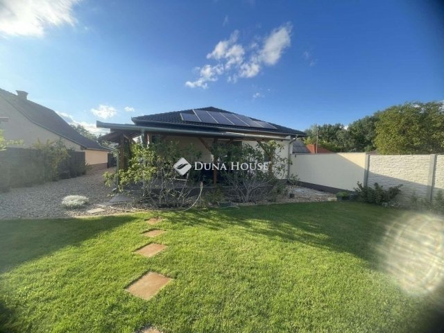 Eladó családi ház, Kecskeméten 99.5 M Ft, 4 szobás