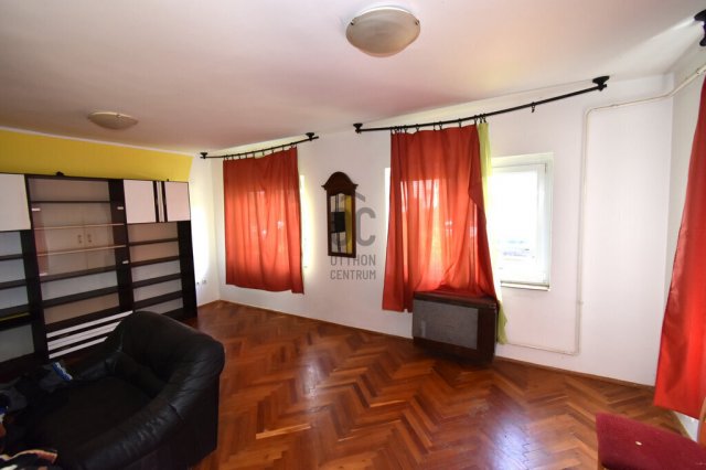 Eladó ikerház, Zalaegerszegen 39 M Ft, 3 szobás