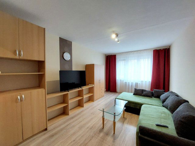 Kiadó panellakás, albérlet, Szegeden 170 E Ft / hó, 2 szobás