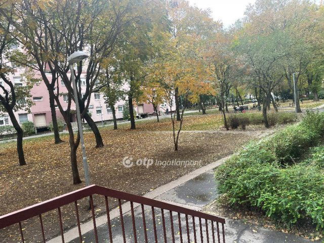 Eladó panellakás, Budapesten, XV. kerületben 55.9 M Ft