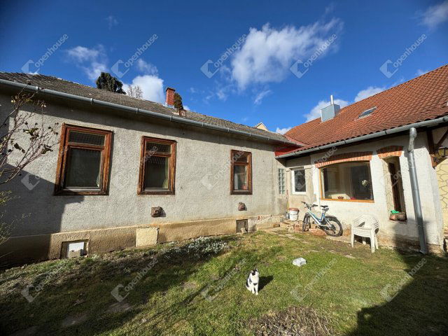 Eladó családi ház, Szombathelyen 62.3 M Ft, 3 szobás