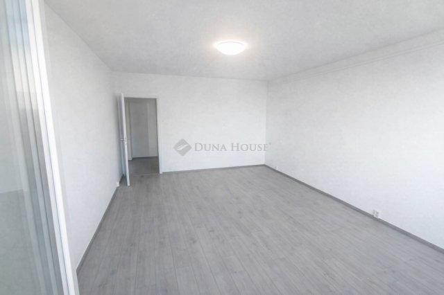 Eladó téglalakás, Kecskeméten 49.9 M Ft, 3 szobás