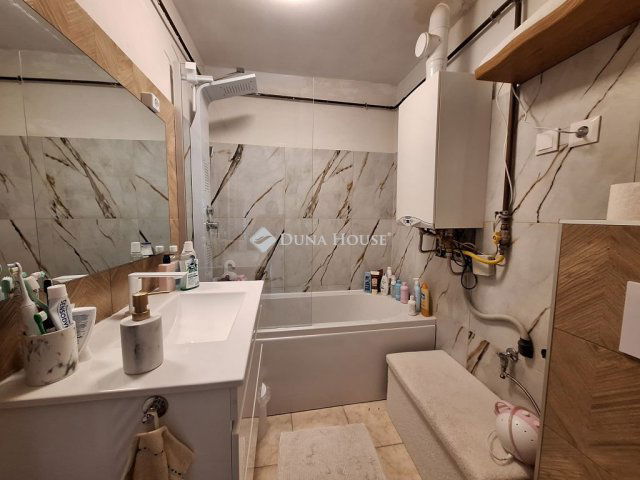 Eladó családi ház, Kecskeméten 57.2 M Ft, 3 szobás