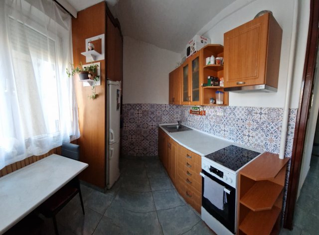 Eladó panellakás, Győrött 52.9 M Ft, 2 szobás