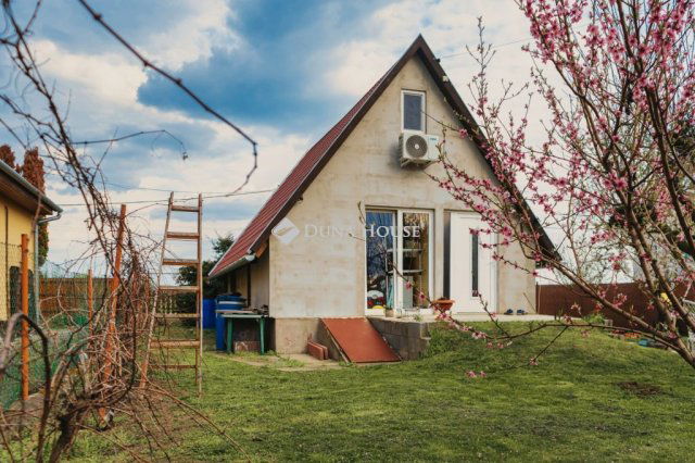 Eladó családi ház, Szolnokon 31.8 M Ft, 3 szobás