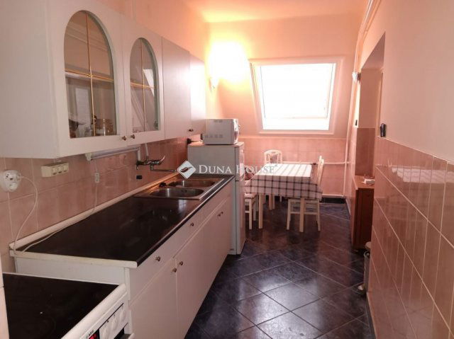 Kiadó téglalakás, albérlet, Debrecenben 180 E Ft / hó, 2 szobás