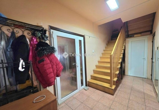 Eladó családi ház, Gyömrőn 92 M Ft, 4 szobás