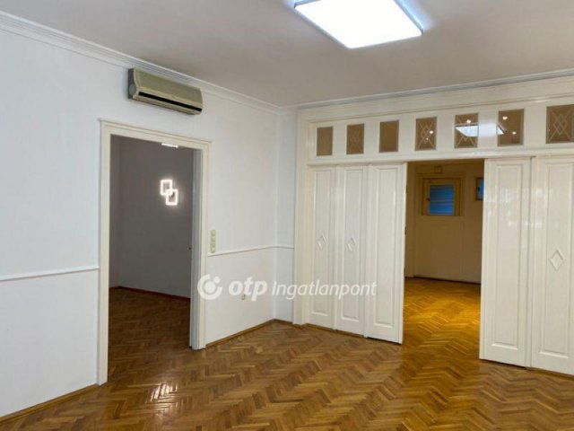 Eladó téglalakás, Budapesten, VI. kerületben 109 M Ft