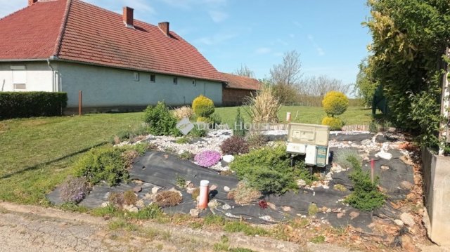 Eladó telek, Csonkahegyháton 9.9 M Ft / költözzbe.hu