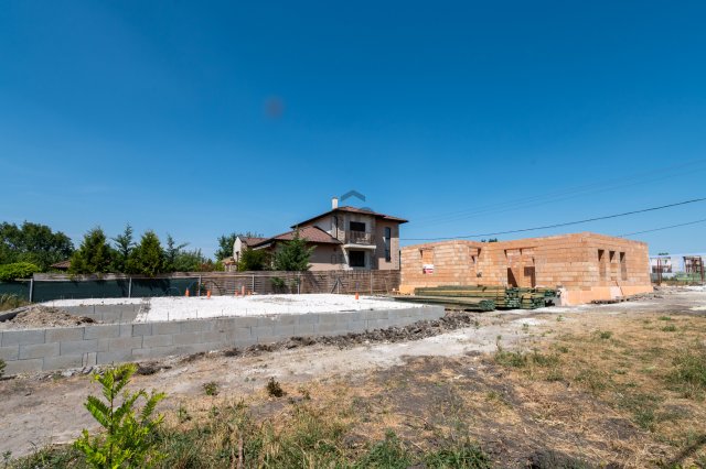 Eladó családi ház, Székesfehérvárott 89 M Ft, 4 szobás