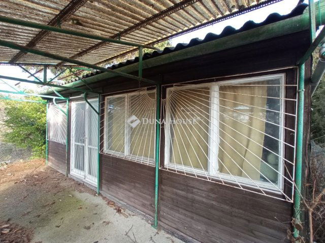 Eladó nyaraló, Biatorbágyon 12 M Ft, 1 szobás