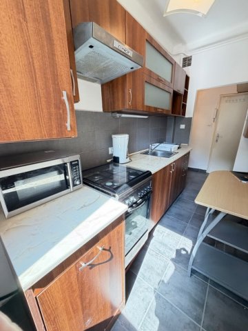 Kiadó téglalakás, albérlet, Győrött 150 E Ft / hó, 1+1 szobás