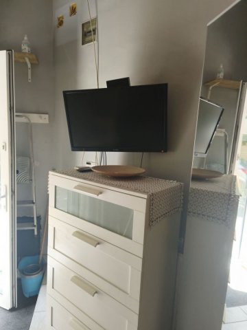 Kiadó panellakás, albérlet, Budapesten, IX. kerületben, 1 szobás