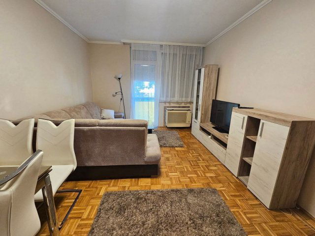 Kiadó téglalakás, albérlet, Debrecenben 180 E Ft / hó, 2 szobás