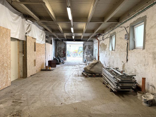 Kiadó ipari ingatlan, Debrecenben 234 E Ft / hó