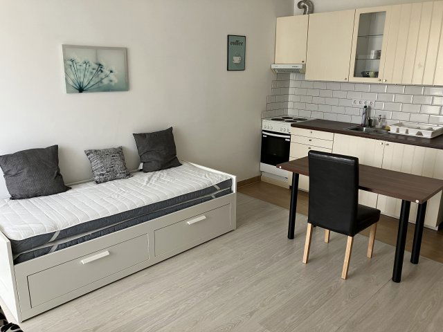 Kiadó téglalakás, albérlet, IX. kerületben, Márton utcában