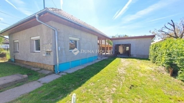 Eladó családi ház, Maglódon 85 M Ft, 4+1 szobás