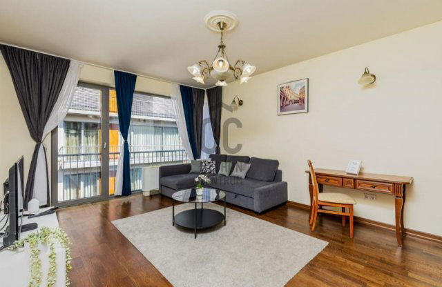 Eladó téglalakás, Budapesten, VI. kerületben 95.9 M Ft, 2 szobás