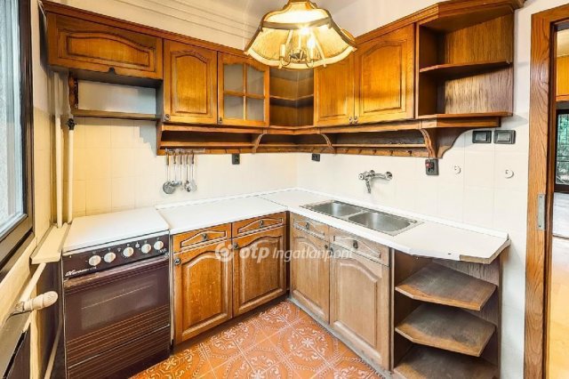 Eladó téglalakás, Budapesten, XI. kerületben 139 M Ft, 4 szobás