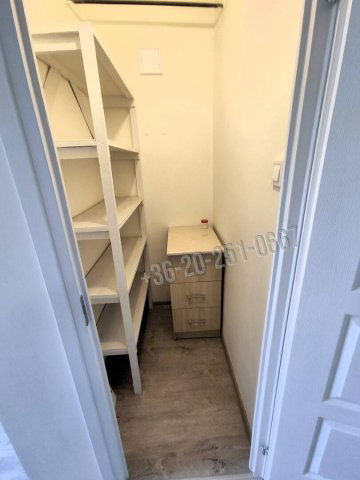 Kiadó téglalakás, albérlet, Mohácson 130 E Ft / hó, 2 szobás