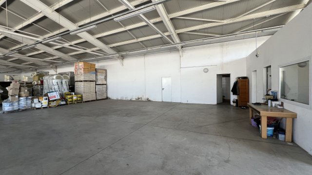 Kiadó ipari ingatlan, Debrecenben 162 E Ft / hó