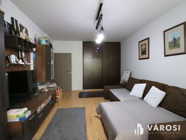 Eladó panellakás, Nagykanizsán 36.5 M Ft, 2 szobás
