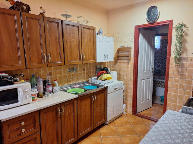 Eladó családi ház, Bodrogon 39.9 M Ft, 4+1 szobás