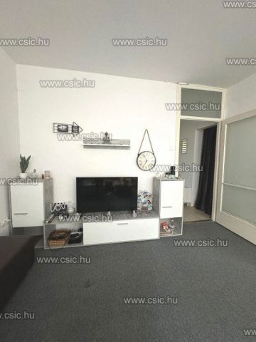 Eladó téglalakás, Budapesten, III. kerületben 79.5 M Ft