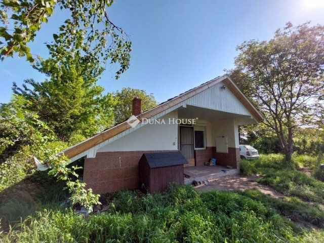 Eladó mezogazdasagi ingatlan, Baján 22 M Ft, 1+1 szobás