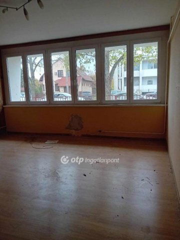 Eladó nyaraló, Hajdúszoboszlón 51.9 M Ft, 3 szobás