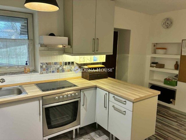 Eladó családi ház, Hásságyon 29.9 M Ft, 2 szobás