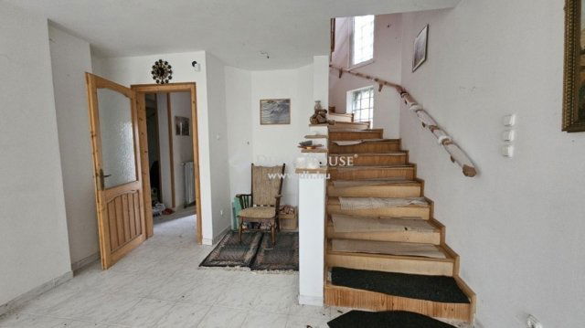 Eladó ikerház, Pilisszentkereszten 89.5 M Ft, 8 szobás