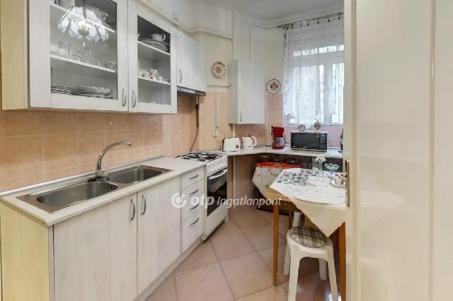 Eladó téglalakás, Budapesten, II. kerületben 99.9 M Ft