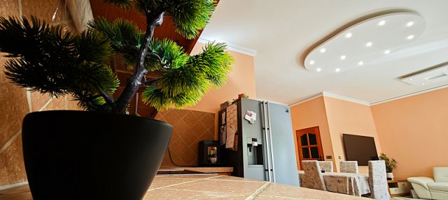 Eladó családi ház, Halásztelken 129.9 M Ft, 7 szobás