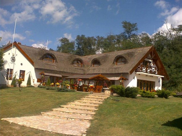 Eladó hotel, Debrecenben 299 M Ft / költözzbe.hu