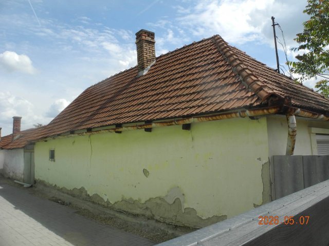 Eladó családi ház, Jászárokszálláson, Gyóni utcában 3.9 M Ft