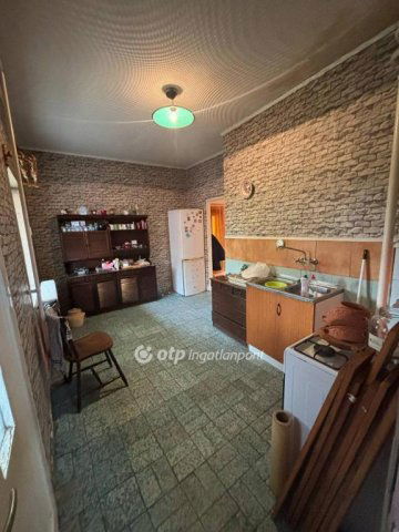 Eladó családi ház, Boldván 20.5 M Ft, 2 szobás