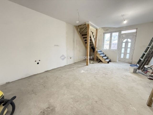 Eladó téglalakás, Budapesten, XX. kerületben 59.9 M Ft