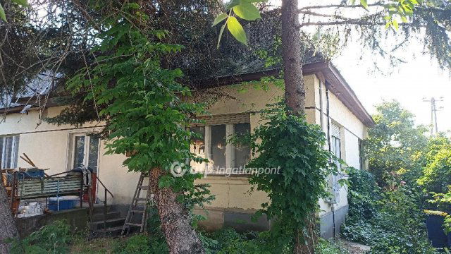 Eladó családi ház, Jászfényszarun 34.9 M Ft, 4 szobás