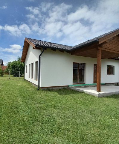 Eladó családi ház, Balatonmáriafürdőn 46 M Ft, 2 szobás