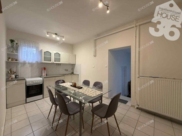 Eladó családi ház, Kerekegyházán 84.99 M Ft, 5 szobás