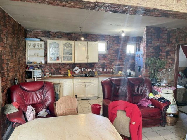 Eladó ikerház, Nyíregyházán 18.9 M Ft, 4 szobás