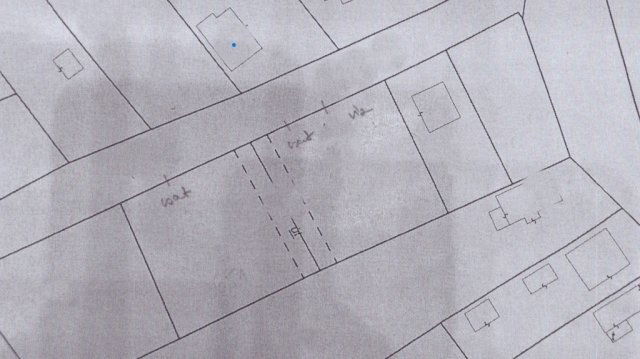 Eladó telek, Ercsiben 15 M Ft / költözzbe.hu