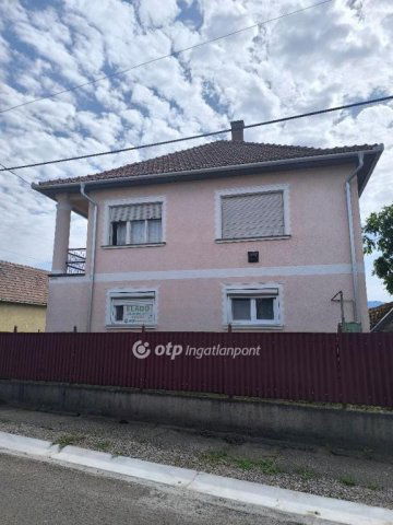 Eladó családi ház, Mátraderecskén 29.99 M Ft, 6 szobás