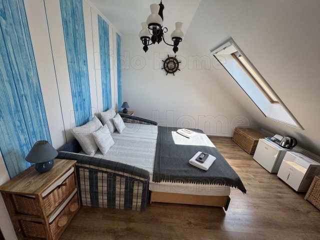 Eladó hotel, Balatonkenesén 319 M Ft, 12 szobás