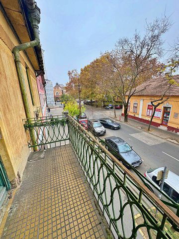 Eladó téglalakás, Vácon, Köztársaság úton 129.9 M Ft