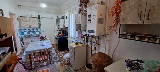 Eladó családi ház, Kiszomboron 26.5 M Ft, 2 szobás