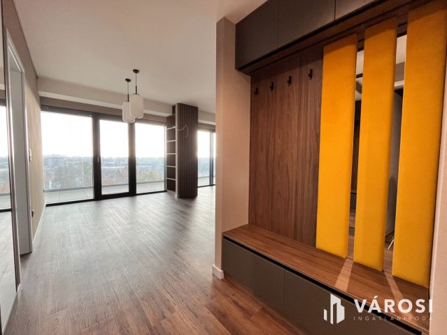 Eladó téglalakás, Debrecenben 222 M Ft, 3 szobás