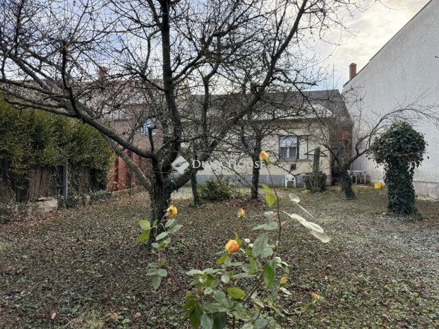 Eladó családi ház, Szombathelyen 59 M Ft, 3 szobás